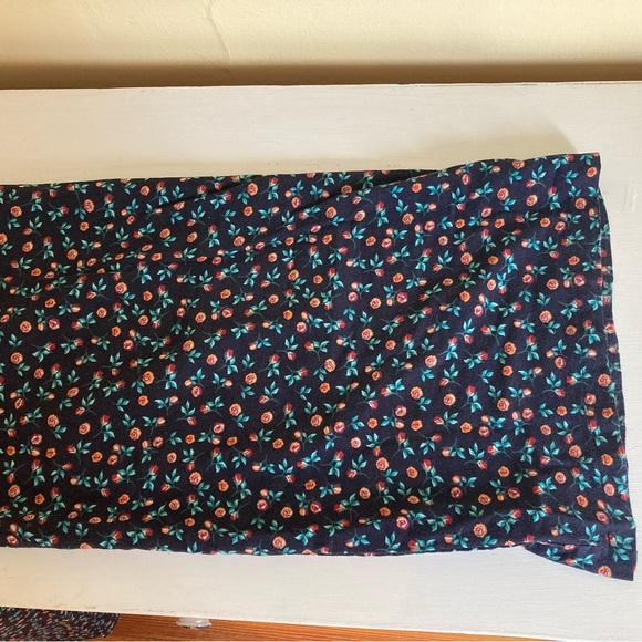 Rose Overalls with Pockets. Wide leg. Size 8 - Picture 5 of 6